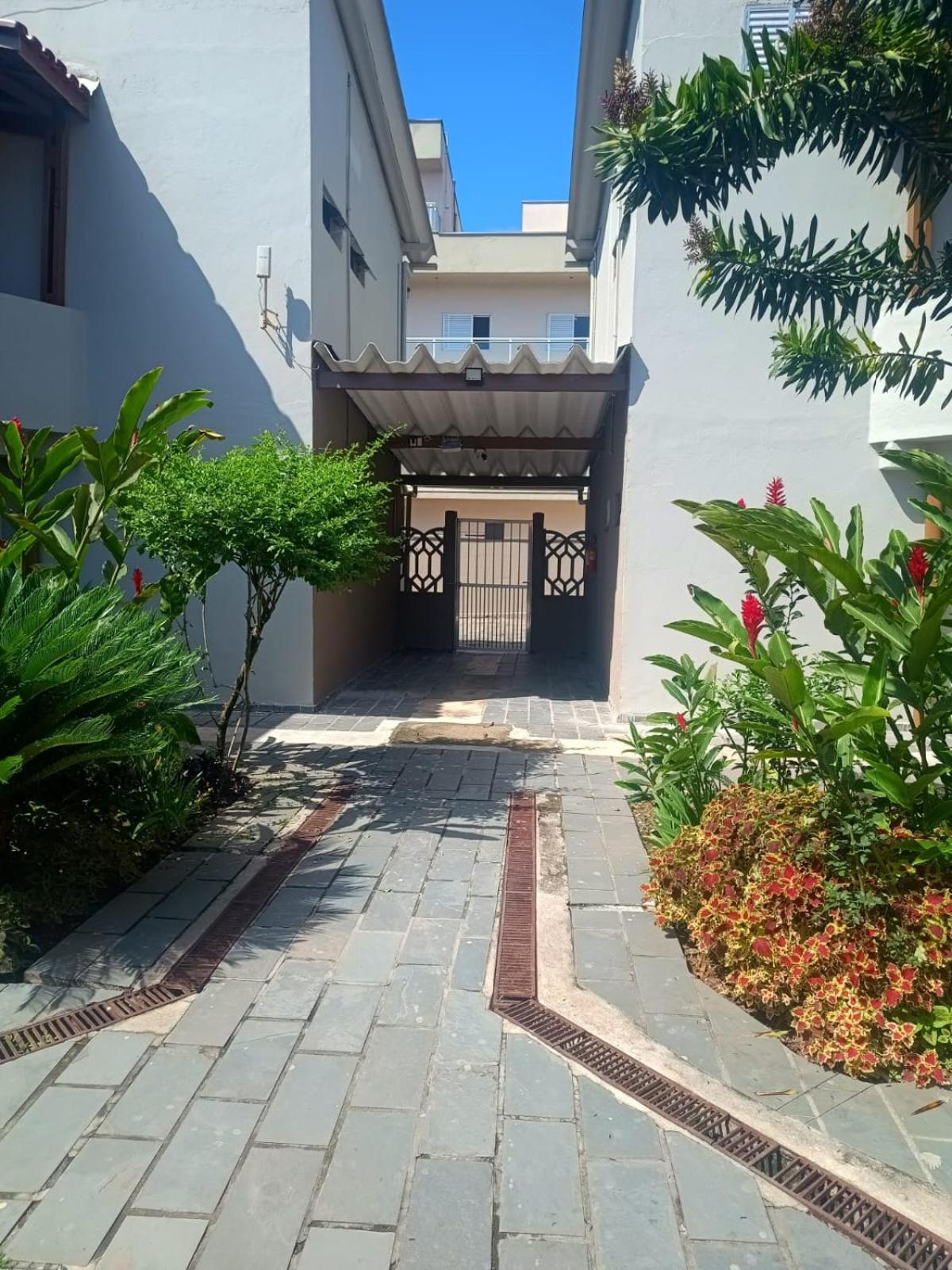 Apartamento Village 2 - Maranduba - 100m Da *